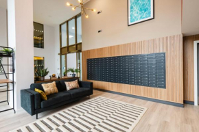 Cushy Rooms and Apartments at Nelson Place for Students Only